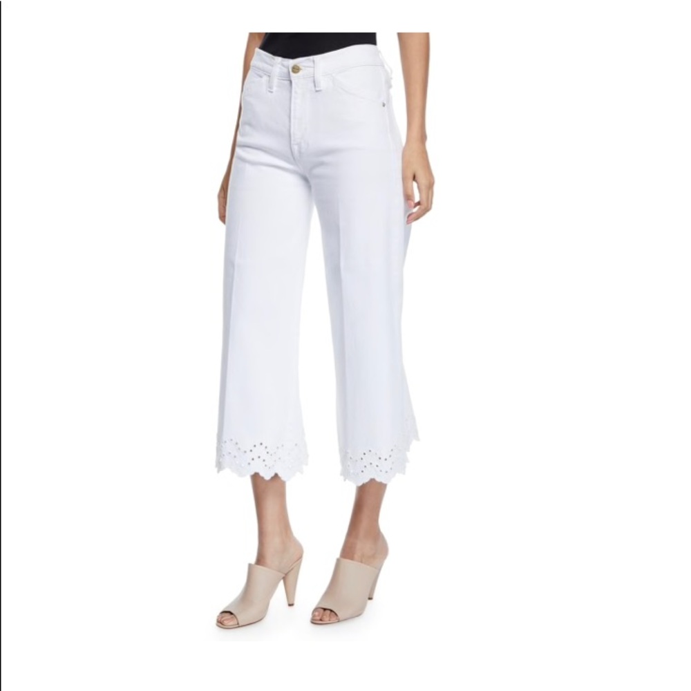 FRAME
Schiffli High-Rise Cropped Eyelet Hem Jeans